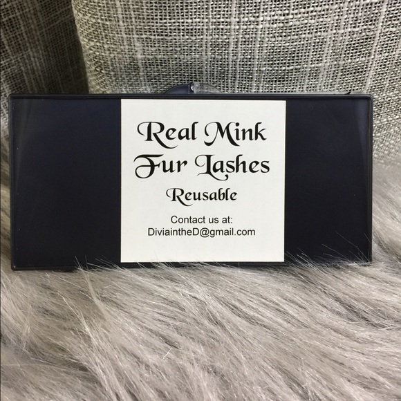 Mink Lashes - āEnticeā Bossy Diva Collection - Picture 4 of 5